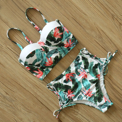 High Waist Swimwear 2025 New Leaf Print Bikinis Women Swimsuit Vintage Retro Bathing Suit Halter Biquini Maillot de bain femme