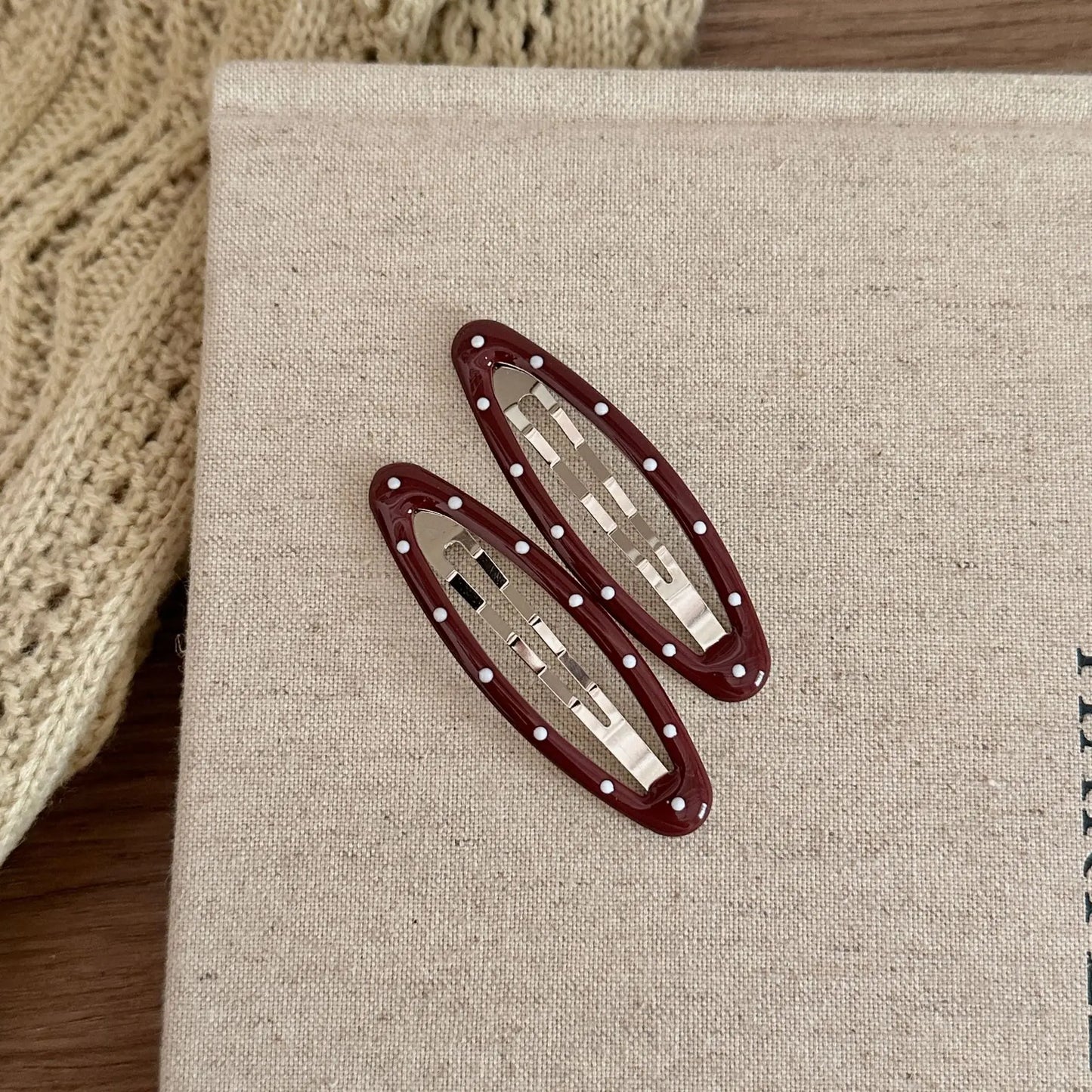 Simple Retro Hair Clips.