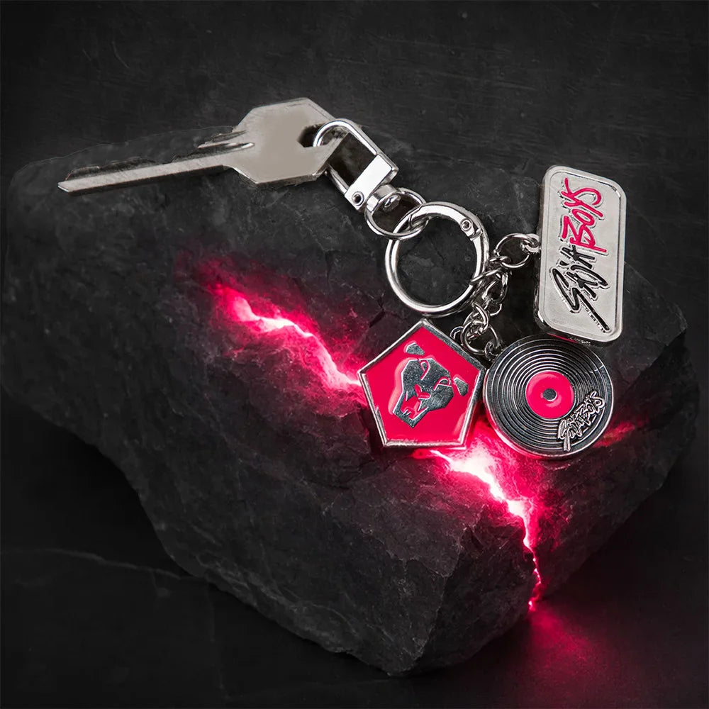 1PC Kpop Demon Hunters Officially Licensed 3D Figurine Bag Clip Anime Figure Keychain Collector Kering Backpack Decor Gift