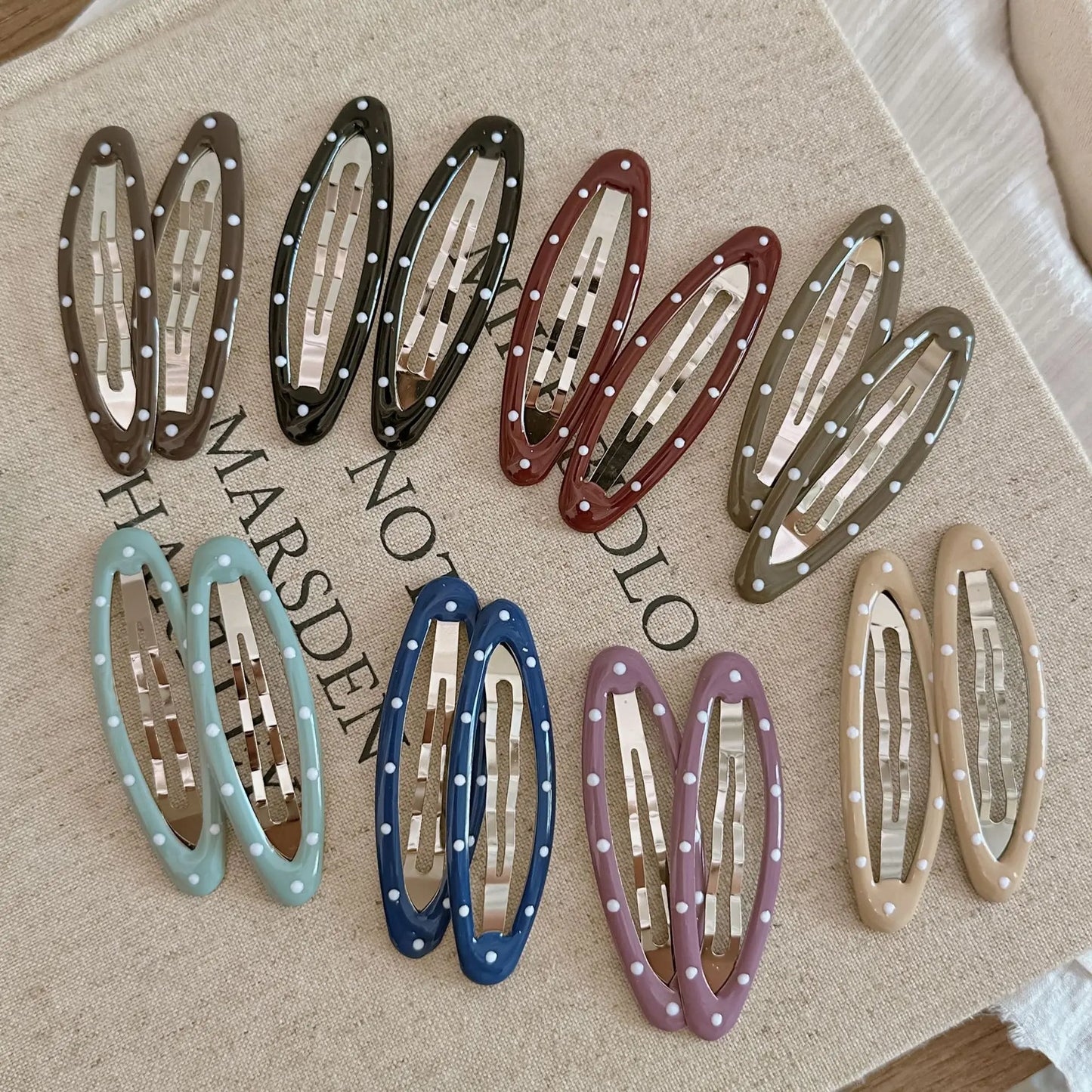 Simple Retro Hair Clips.