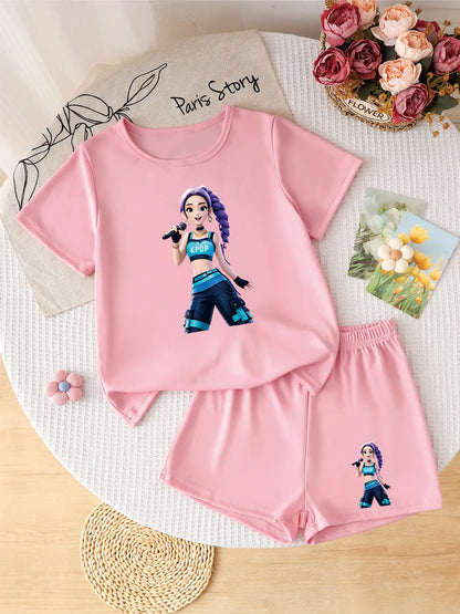 Girls' K-POP Soloist 2-Piece Outfit: Purple Hair Idol Print Tee & Shorts Set