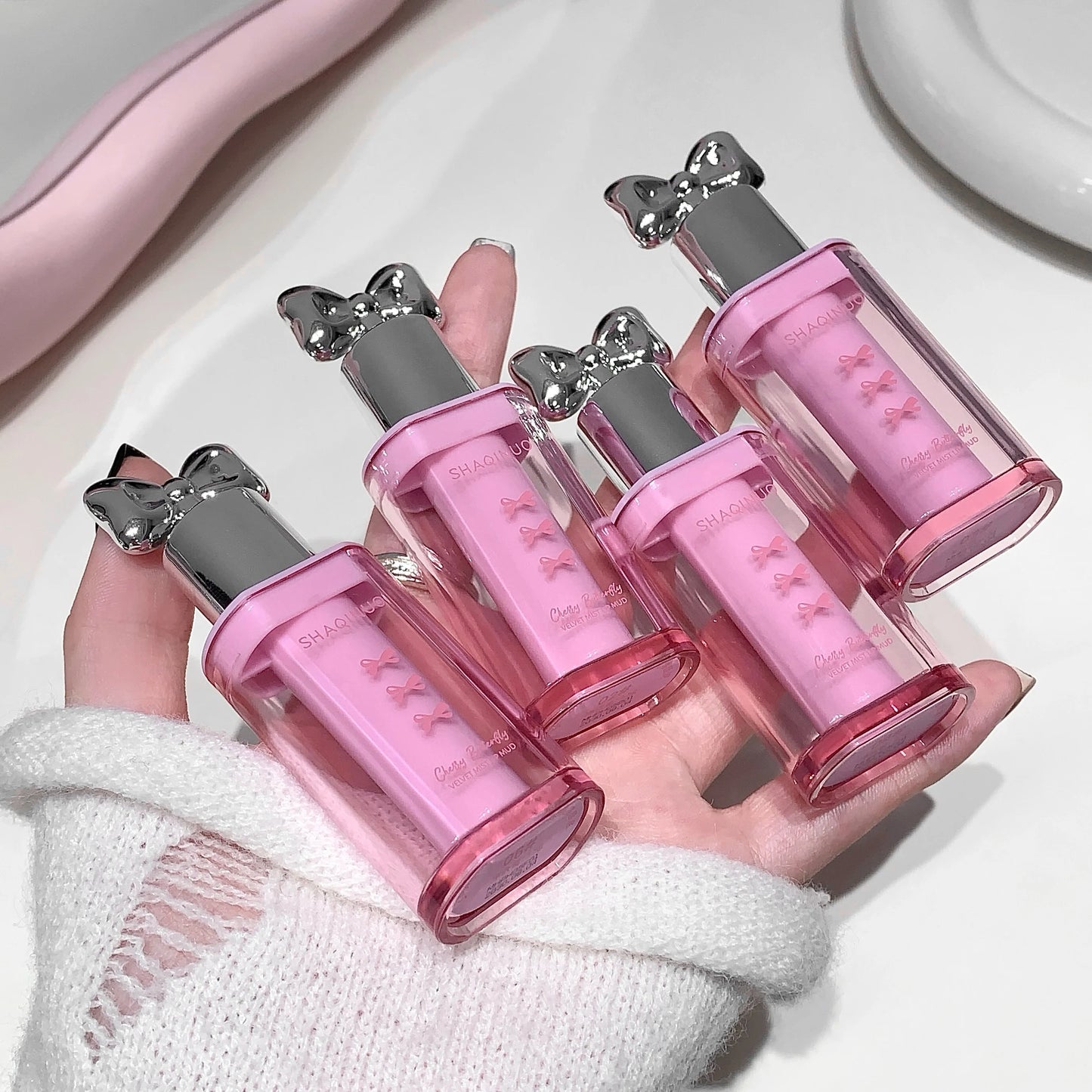 Bow Velvet Lip Cream.