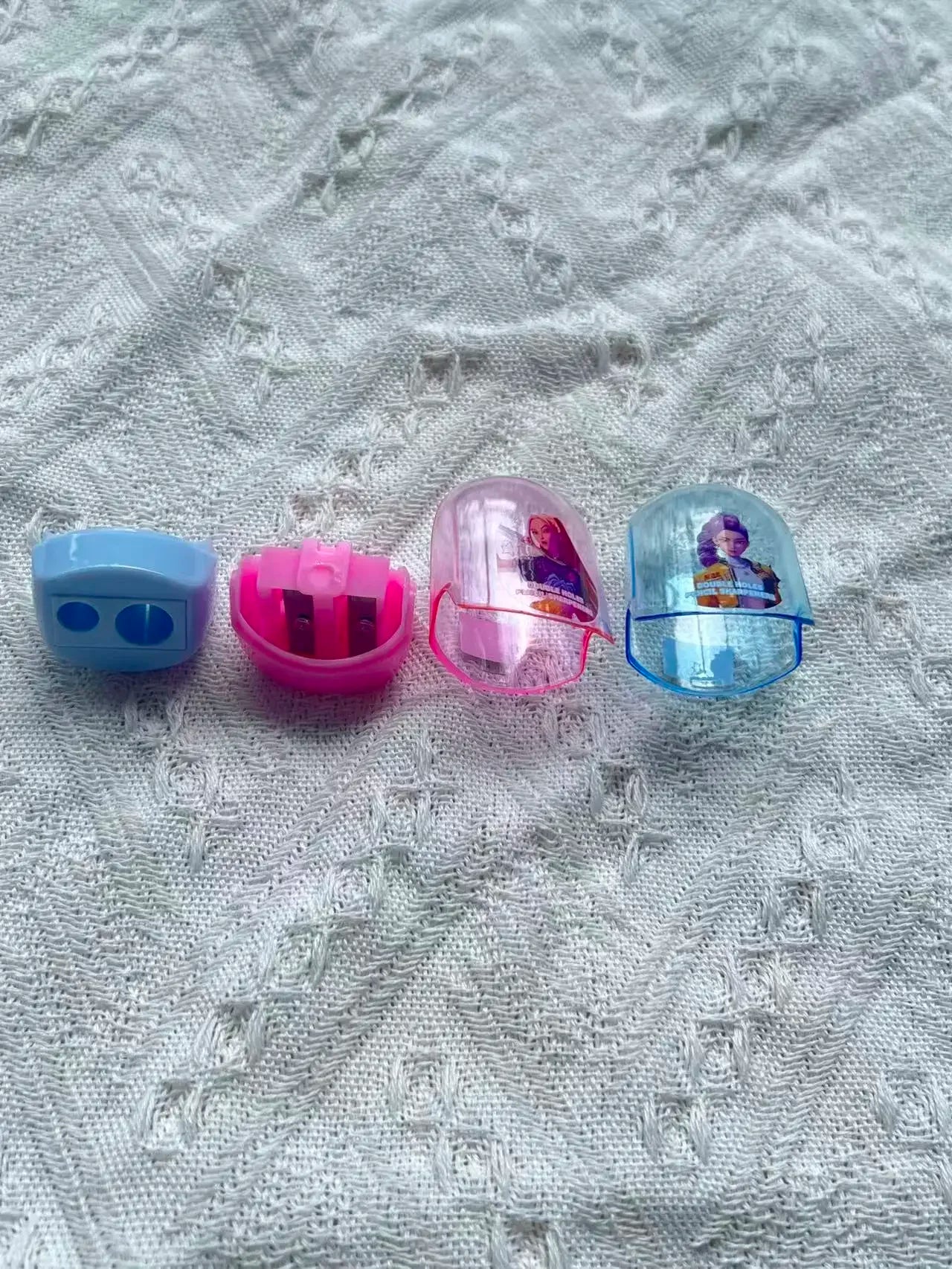 Cartoon Anime Girl Pencil Sharpener, Compact Lightweight Student Stationery School Supplies for Kids Gift
