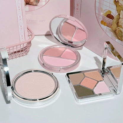 AR Travel Makeup Set.
