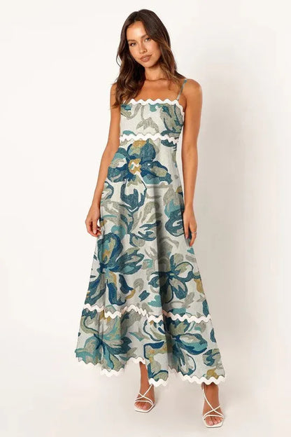 Sleeveless Scalloped Trim Midi Dress: Sexy Strapless Princess Silhouette Gown