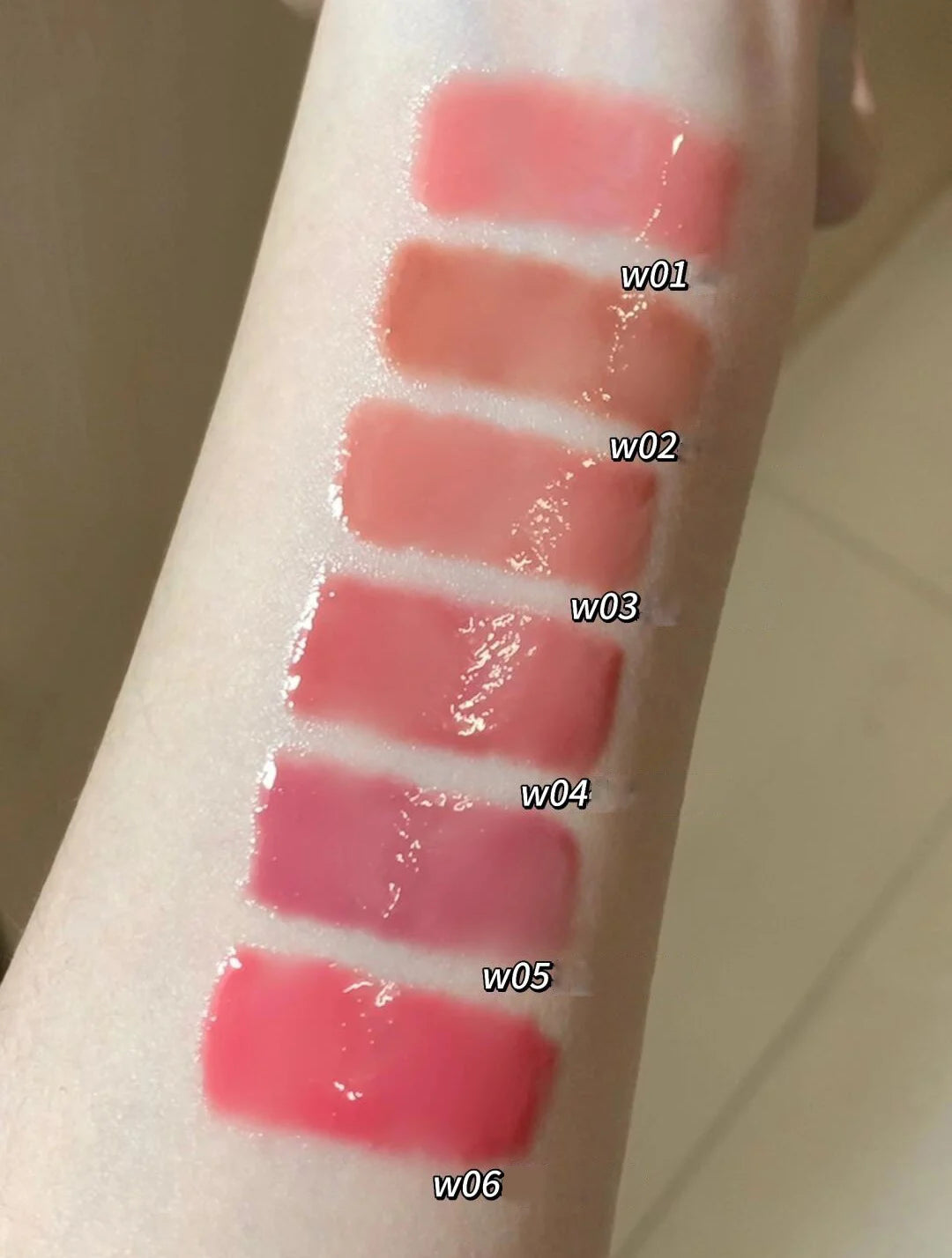 Mirror Glazed Lip Gloss.