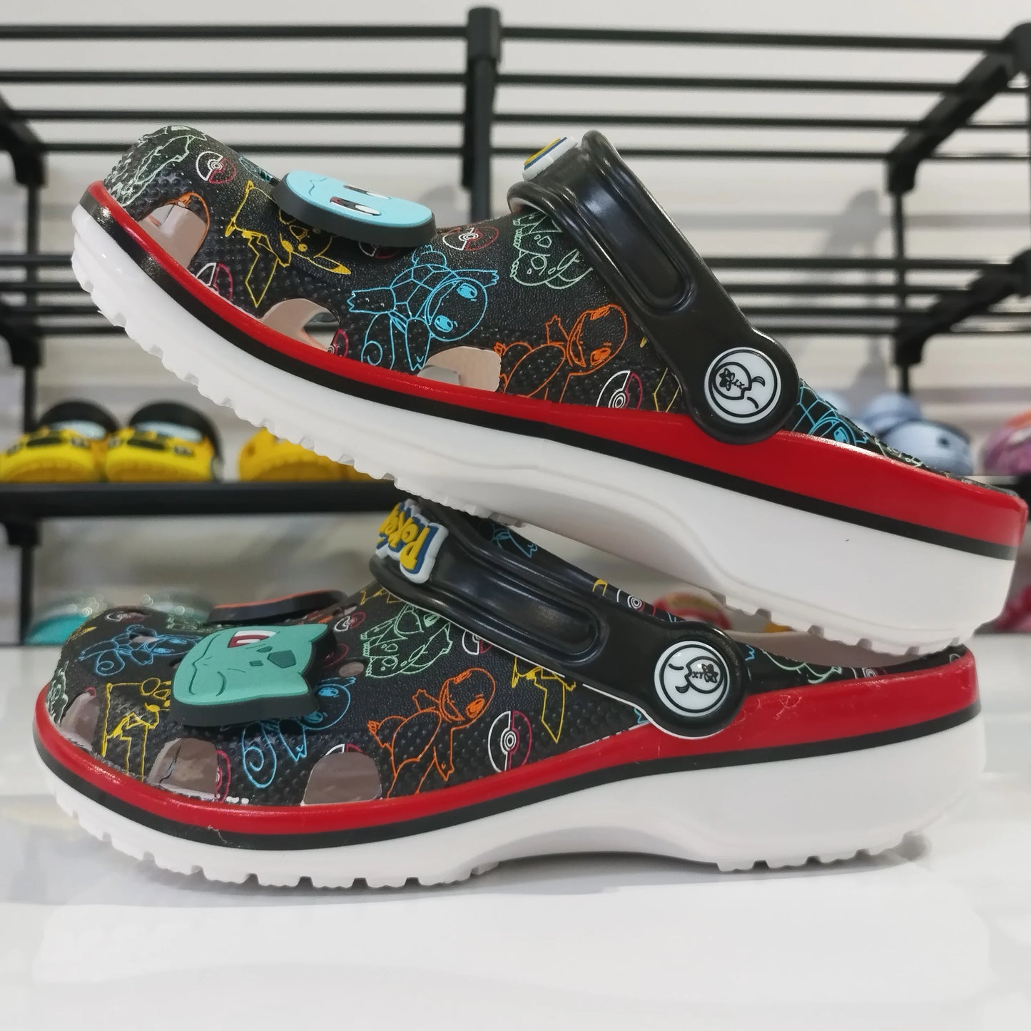 2026 New Pokemoned Hole Sandals Pikachu Squirtle Charmander Slippers Sandals Kawaii Anime Home Beach Shoes Summer Slippers