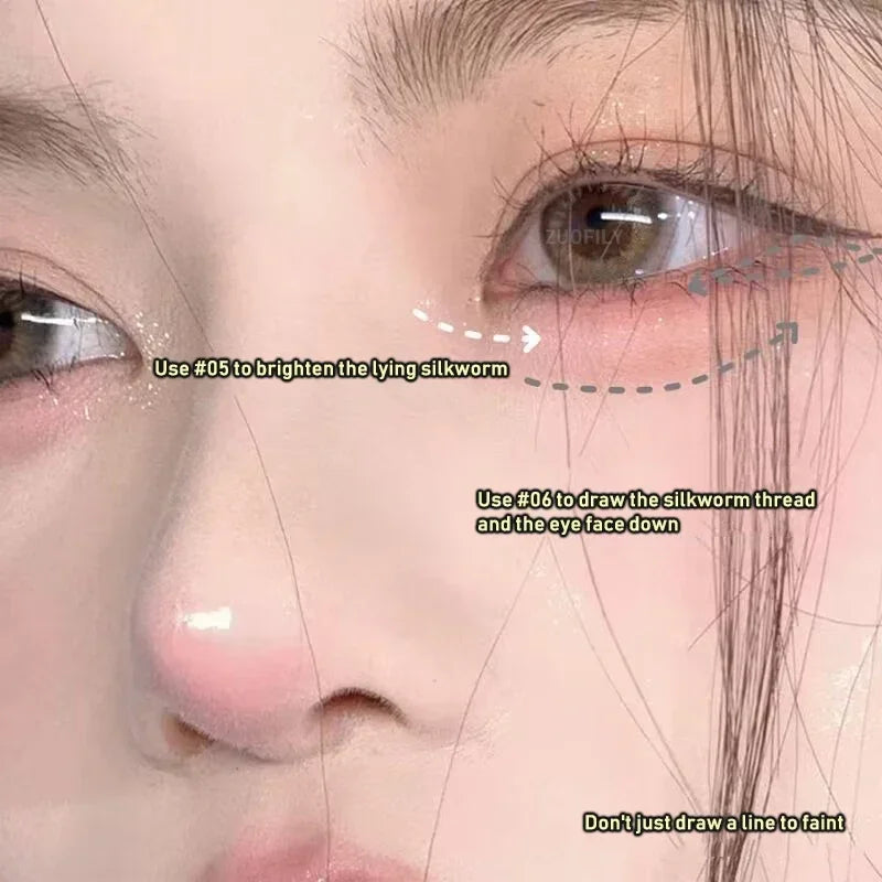 Glitter Pink Eyeliner Pen.