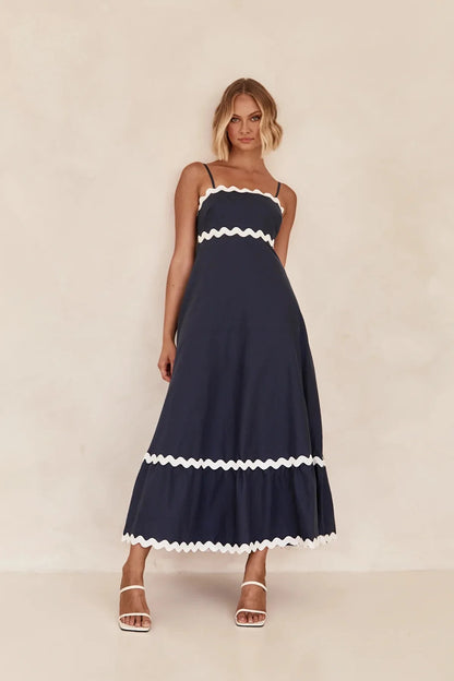 Sleeveless Scalloped Trim Midi Dress: Sexy Strapless Princess Silhouette Gown