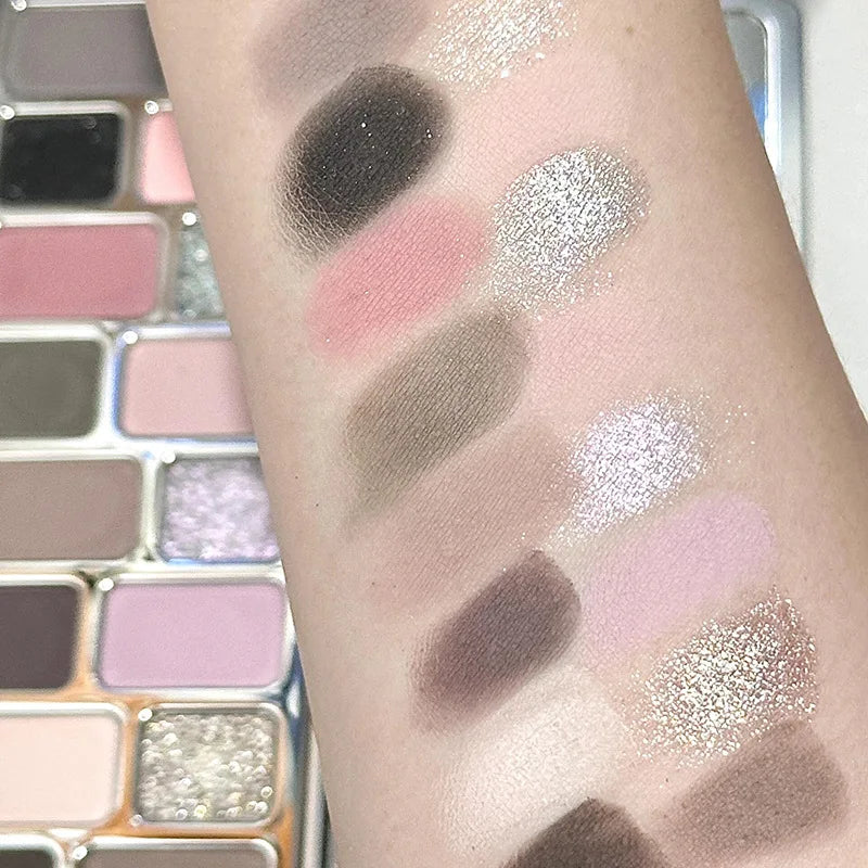 16 Color Nude Palette.