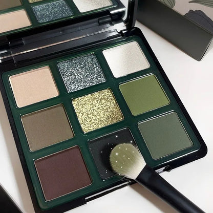 9 Color Eyeshadow Palette Olive Green Smoky Eye Look Pearlescent Shimmer Matte Eyeshadow Powder Makeup Palette Glitter Cosmetics