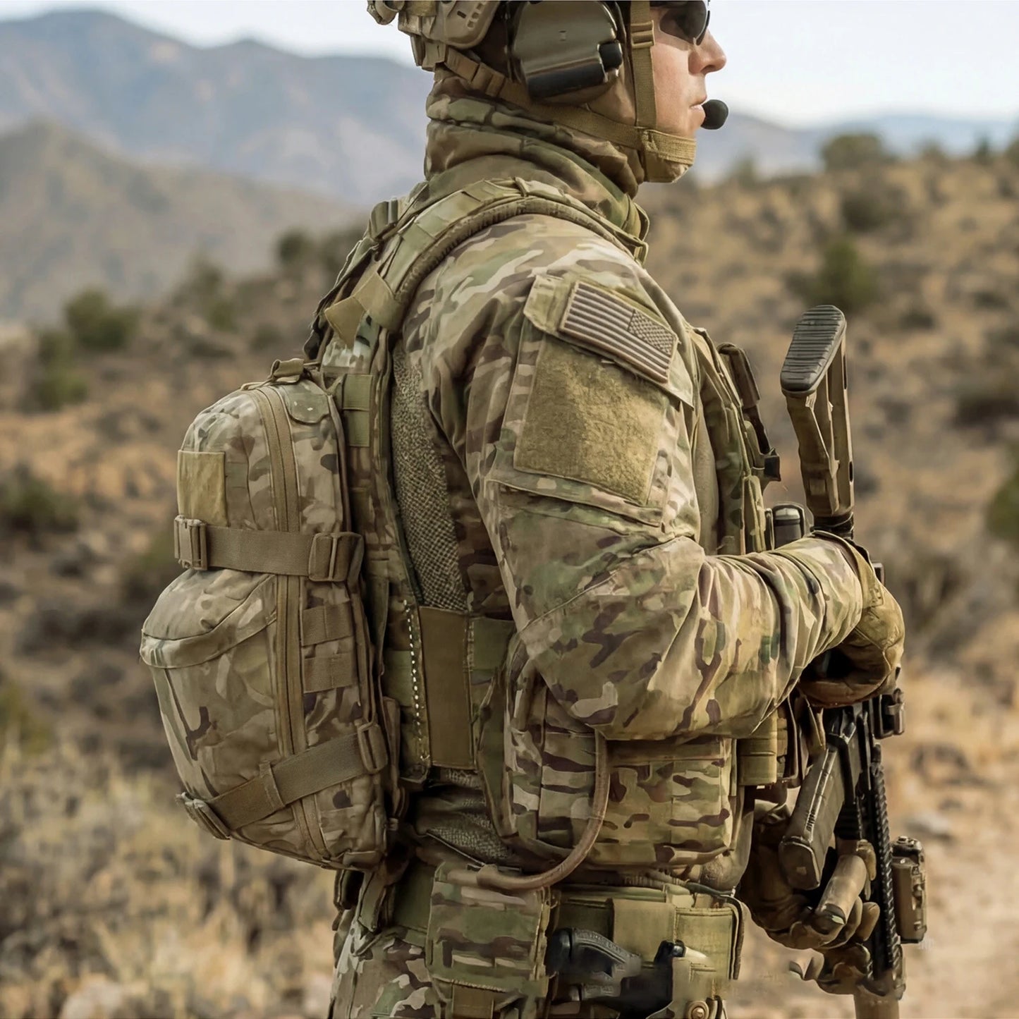 Tactical MOLLE Hydration Pack Water Reservoir Bag Outdoor Water Bladder Carrier Pack for Vest Backpack