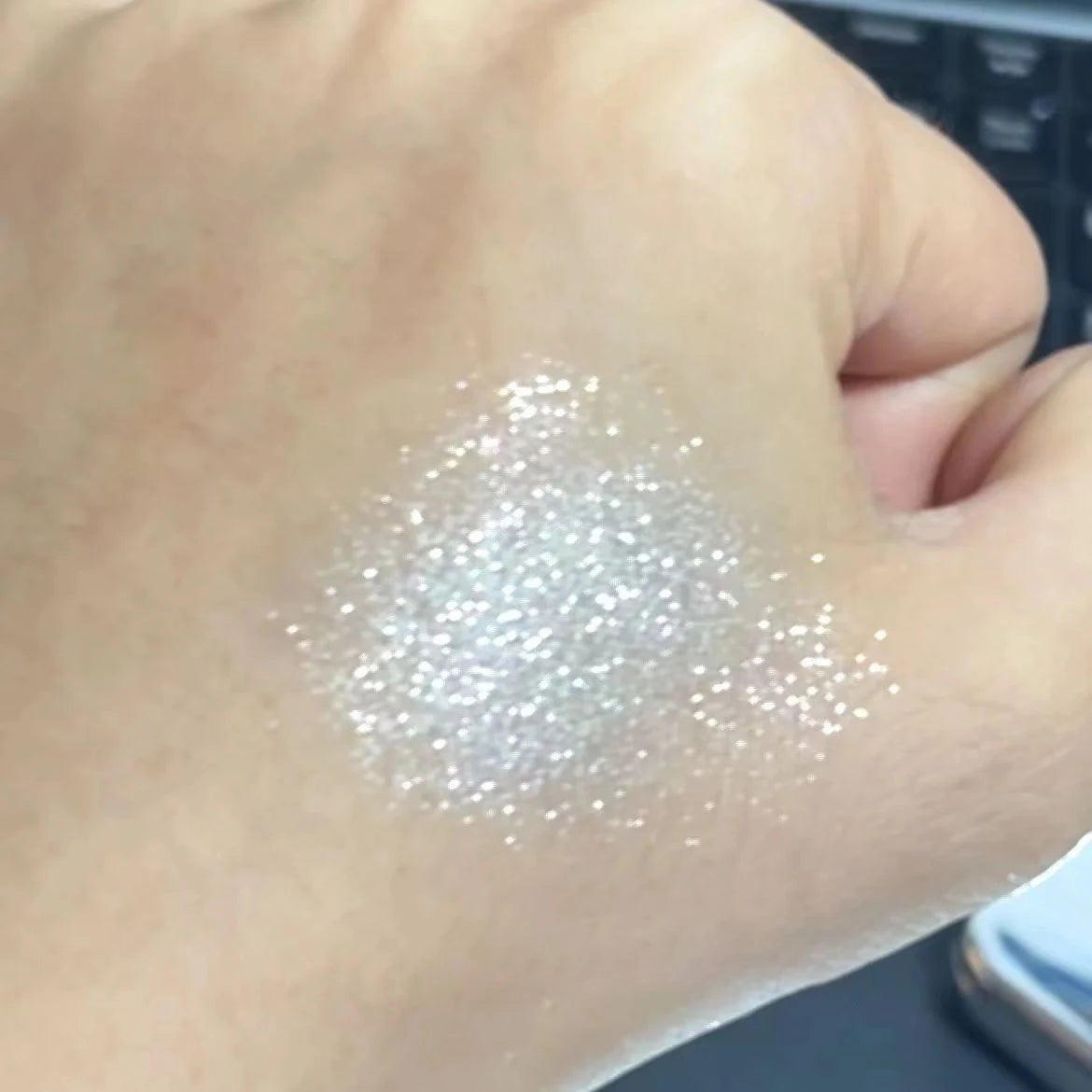 6 Color Glitter Palette.