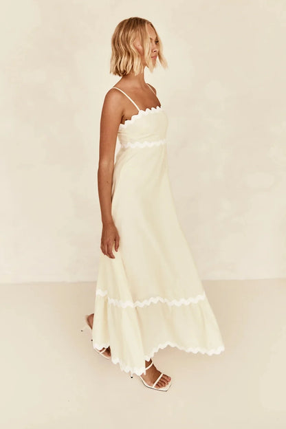 Sleeveless Scalloped Trim Midi Dress: Sexy Strapless Princess Silhouette Gown