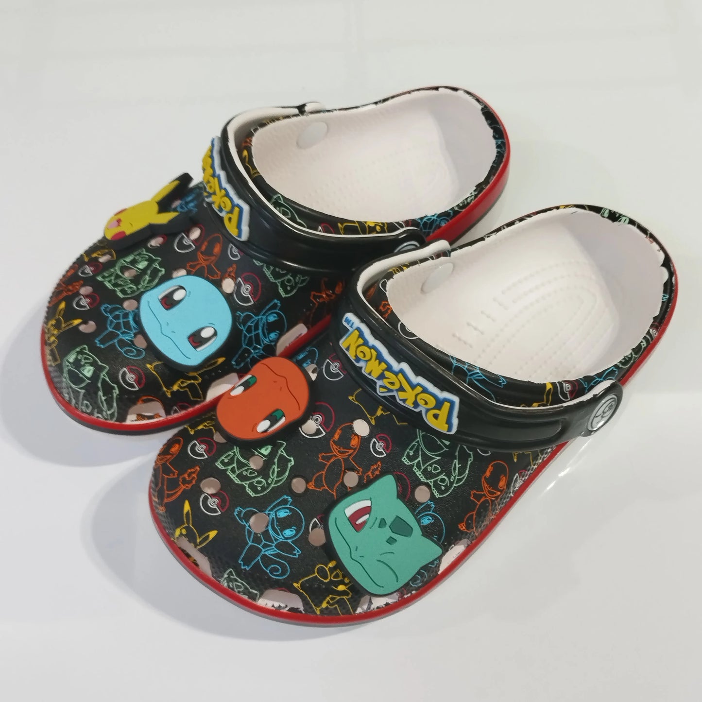 2026 New Pokemoned Hole Sandals Pikachu Squirtle Charmander Slippers Sandals Kawaii Anime Home Beach Shoes Summer Slippers