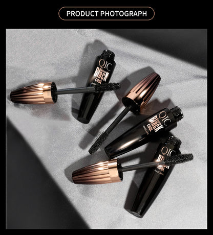 4D Extra Volume Mascara.