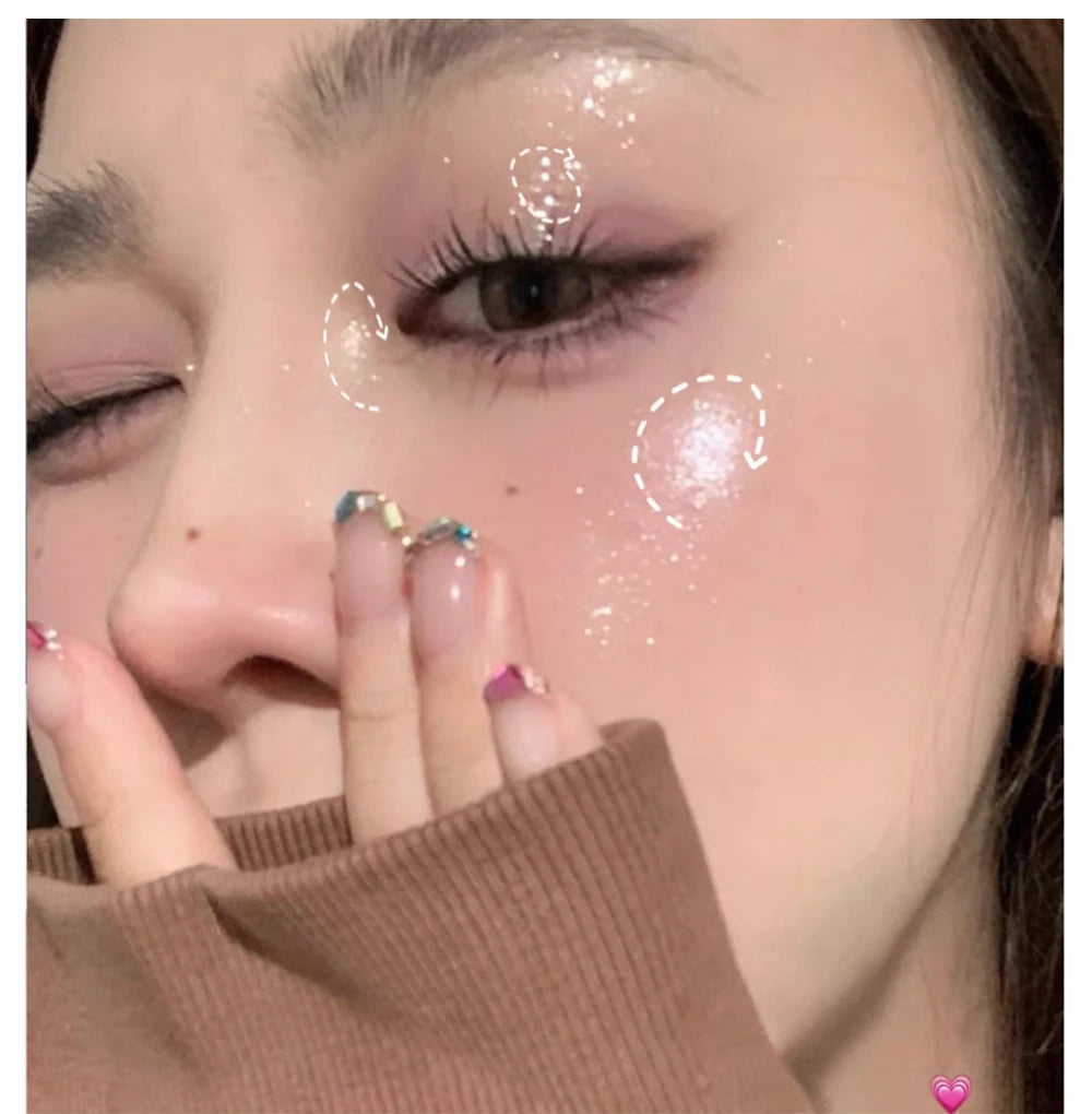 Glitter Liquid Eyeshadow.