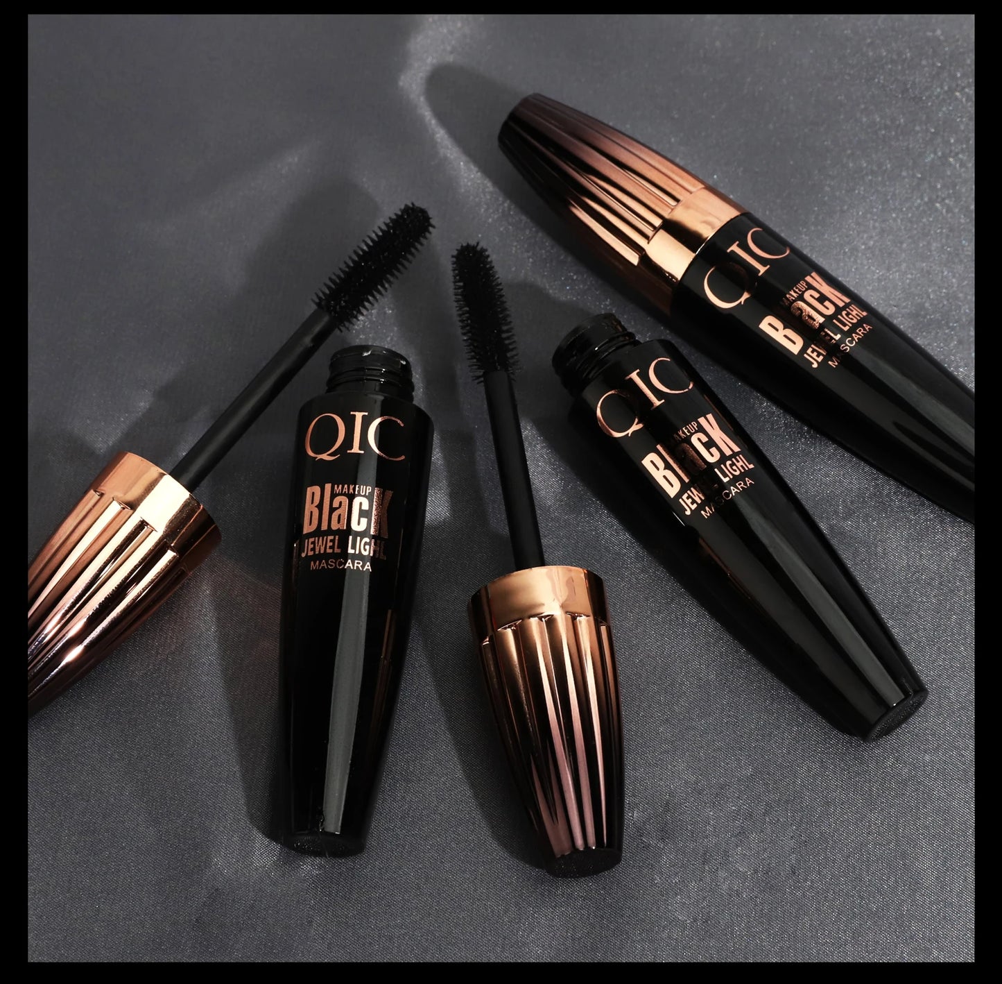 4D Extra Volume Mascara.