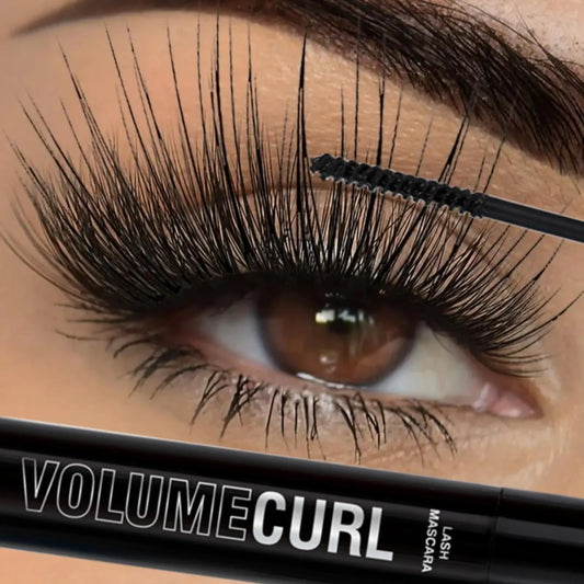 Curly Waterproof Lashes.