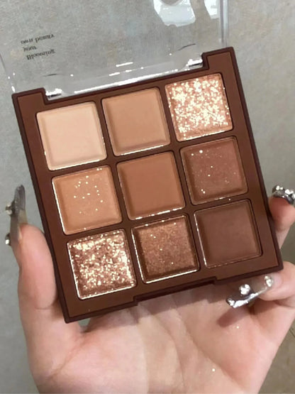 9 Color Glitter Eyeshadow.