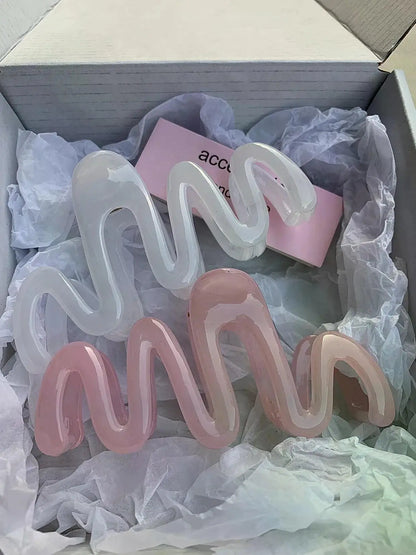 Jelly Wave Hair Claw Clip