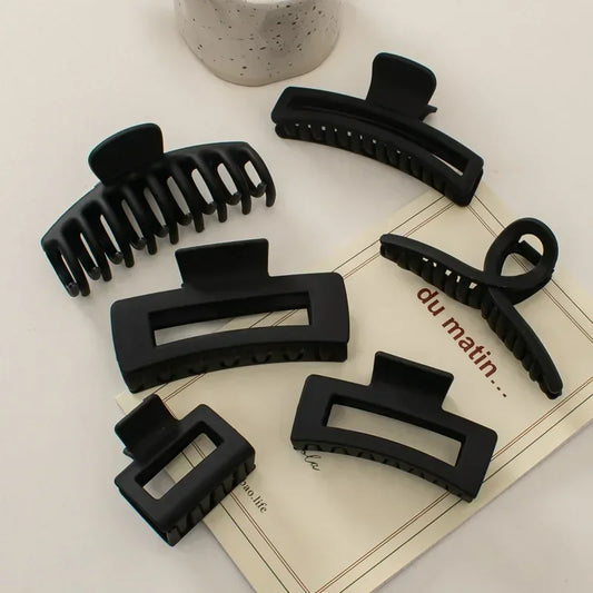 Korean Black Hair Claw Clip.