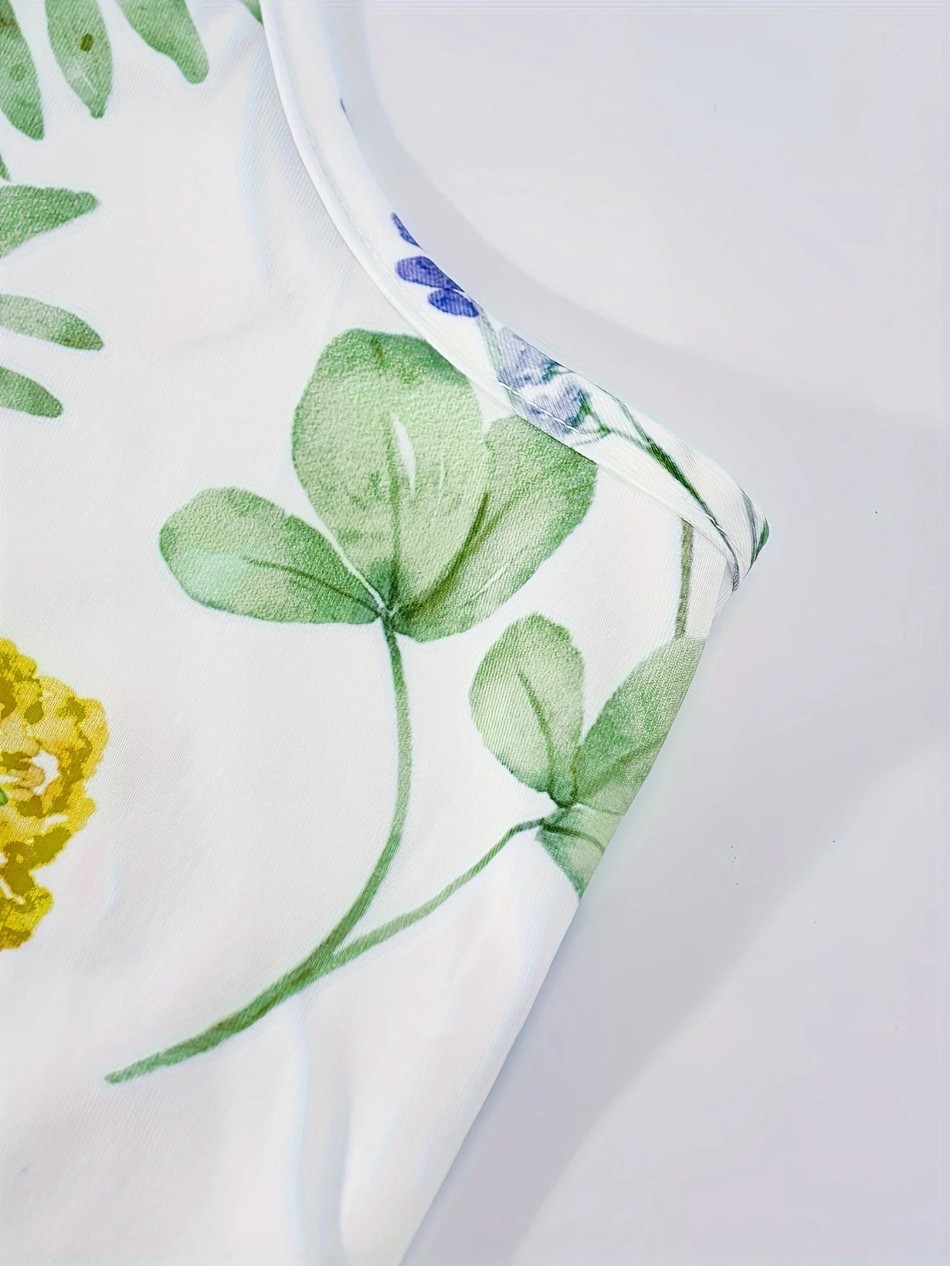 Printed Design Four Seasons casual style Floral Pattern With Butterflies And Leaves V-neck sling dress