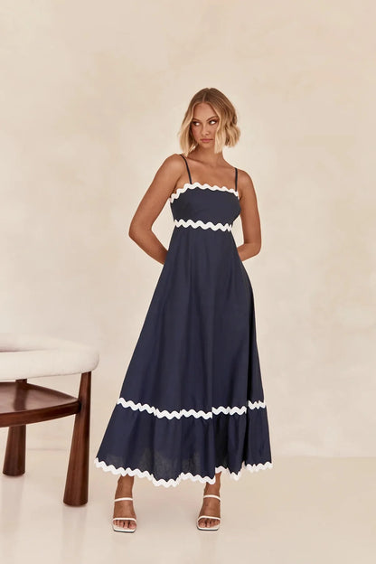 Sleeveless Scalloped Trim Midi Dress: Sexy Strapless Princess Silhouette Gown
