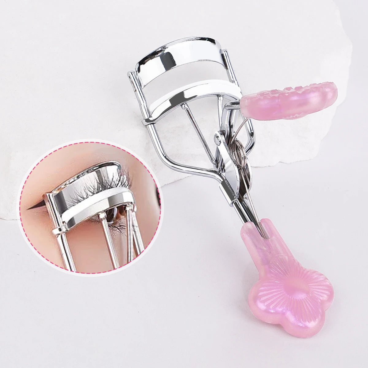Portable Eyelash Curler Kit.