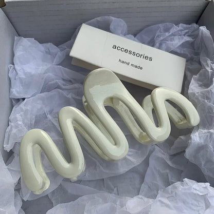 Jelly Wave Hair Claw Clip