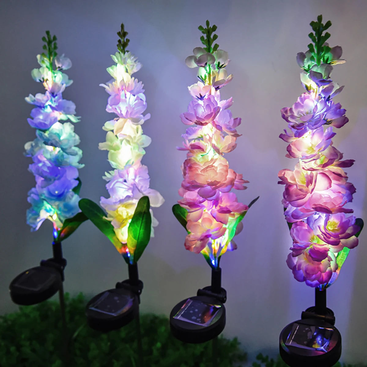 1pc Solar powered hyacinth lawn lights are suitable for courtyards, trails, holiday gatherings, gardens, and Mother's Day gifts