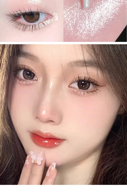 Glitter Pink Eyeliner Pen.