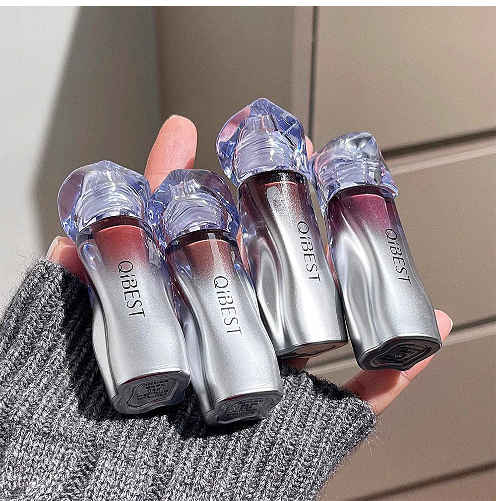 QIBEST Velvet Liquid Lipstick.