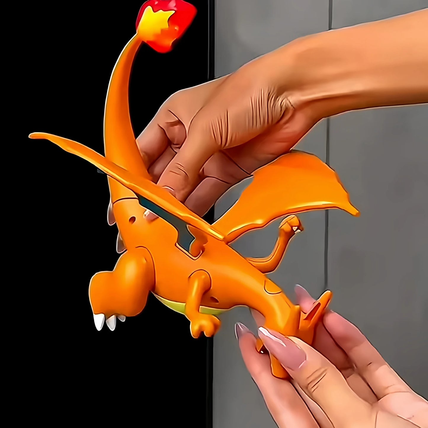 Cartoon Pokemon Charmander Humidifier Articulated Action Figures Portable Electric Model Spray Tide Play Acousto-Optic Toys Gift
