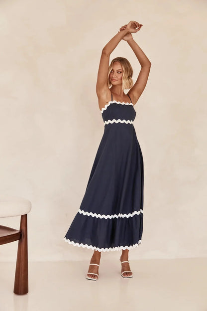 Sleeveless Scalloped Trim Midi Dress: Sexy Strapless Princess Silhouette Gown