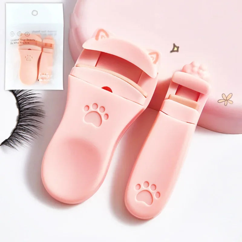 Wide Angle Lash Curler.