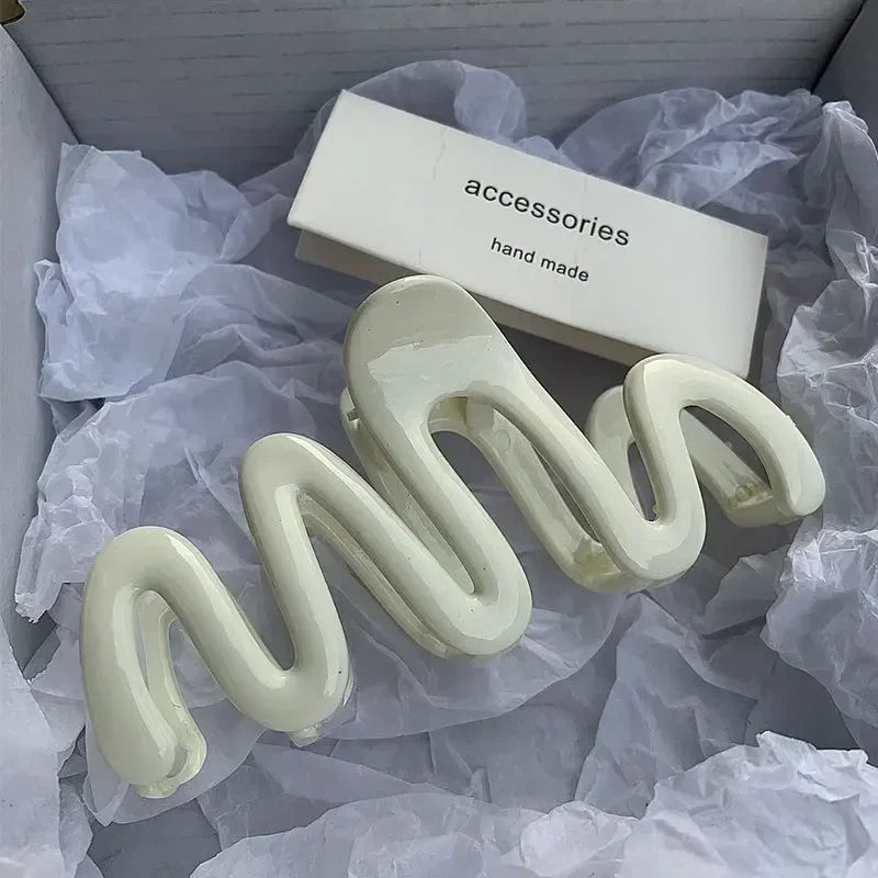 Jelly Wave Hair Claw Clip