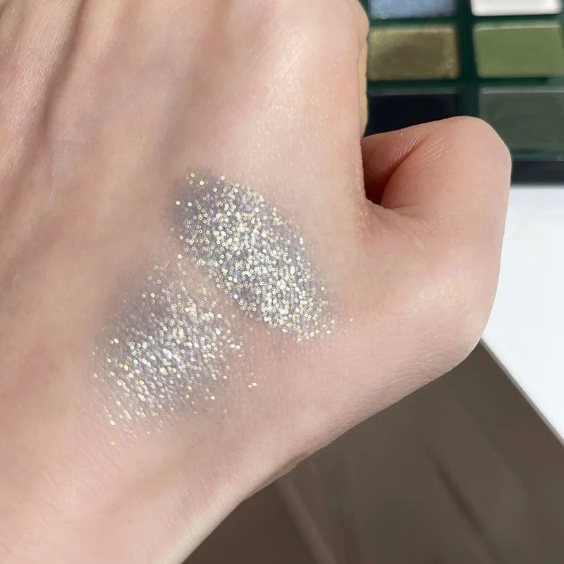 9 Color Eyeshadow Palette Olive Green Smoky Eye Look Pearlescent Shimmer Matte Eyeshadow Powder Makeup Palette Glitter Cosmetics