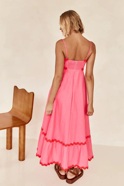 Sleeveless Scalloped Trim Midi Dress: Sexy Strapless Princess Silhouette Gown